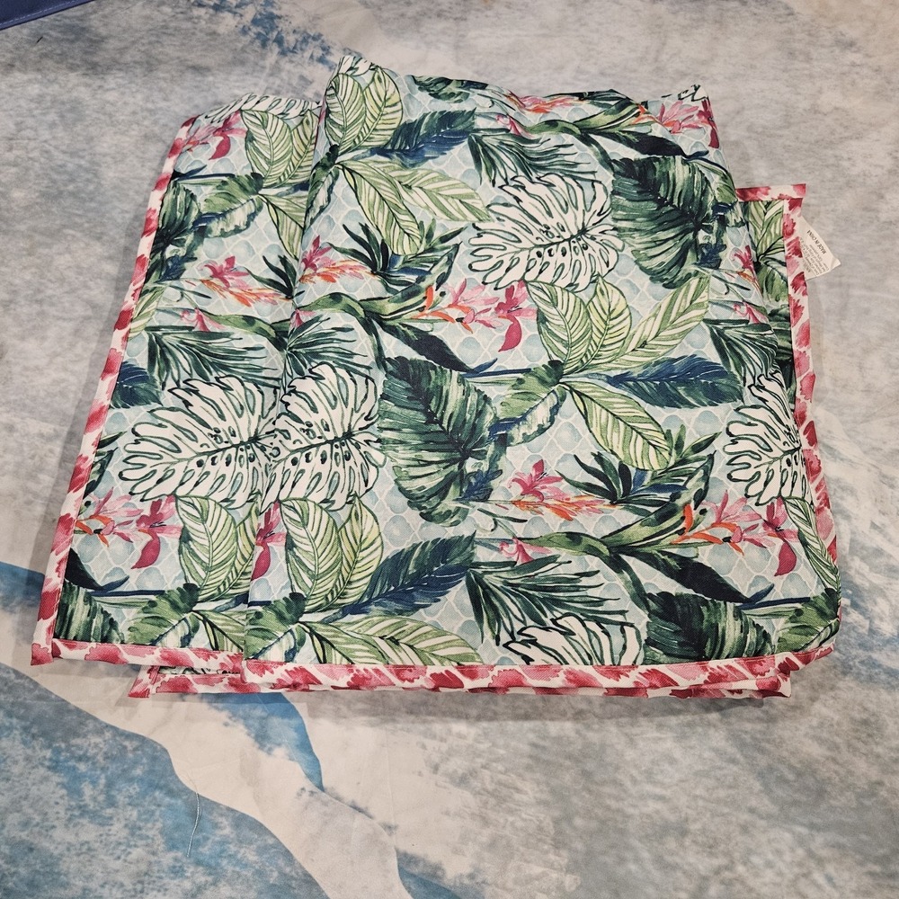 Cynthia Rowley Tropical Floral 60x70 Picnic Throw Blanket With‎ Zipper Carry Bag